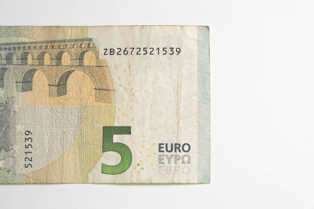 eur 5 milioni di euro - five euro banknote new paper currency currency foto e immagini stock