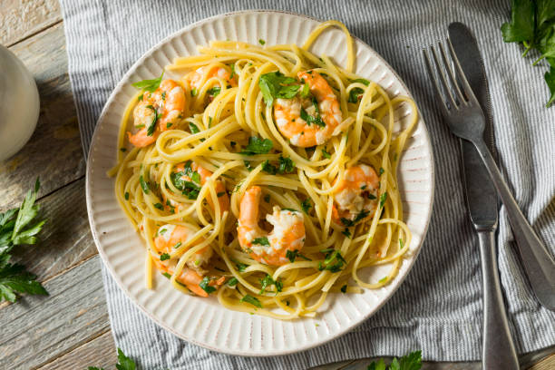 istock Homemade Lemon Shrimp Scampi 962959934