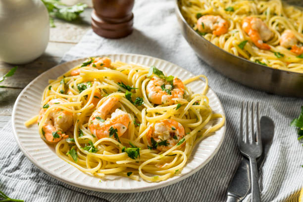 istock Homemade Lemon Shrimp Scampi 962960002