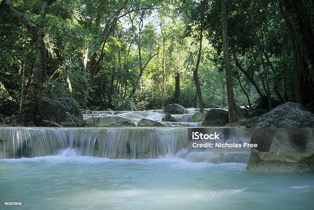 Thai cachoeira - Foto de stock de Esparso royalty-free