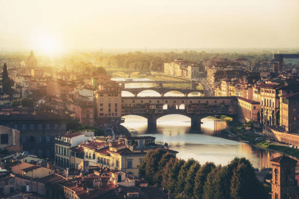 istock Ponte Vecchio Bridge in Florence - Italy 963088094