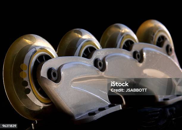 Hoja De Rodillo De Ruedas Foto de stock y más banco de imágenes de Artículos deportivos - Artículos deportivos, Color - Tipo de imagen, Deporte