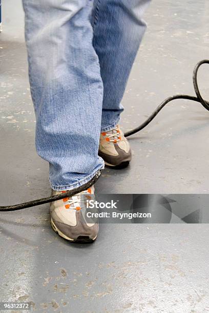 Elektrische Kabel Stolpern Hazard Stockfoto und mehr Bilder von Stolpern - Stolpern, Fallen, Arbeitssicherheit