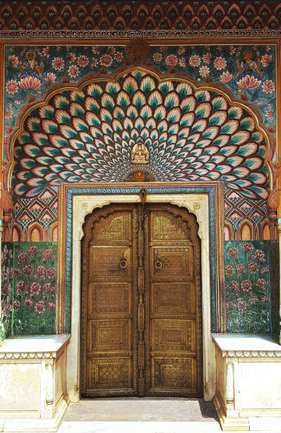двери раджастана - jaipur city palace стоковые фото и изображения