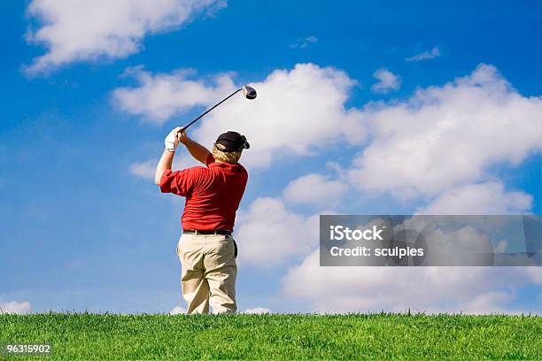 Golfspielerrot Stockfoto und mehr Bilder von Abschlagen - Abschlagen, Bewegung, Erwachsene Person