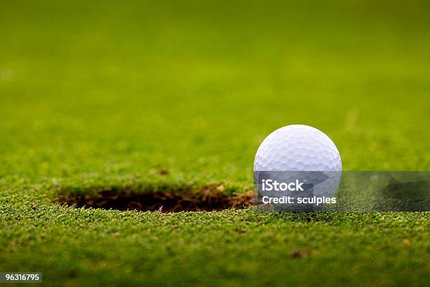 Golfball 골프공에 대한 스톡 사진 및 기타 이미지 - 골프공, 구멍, 0명