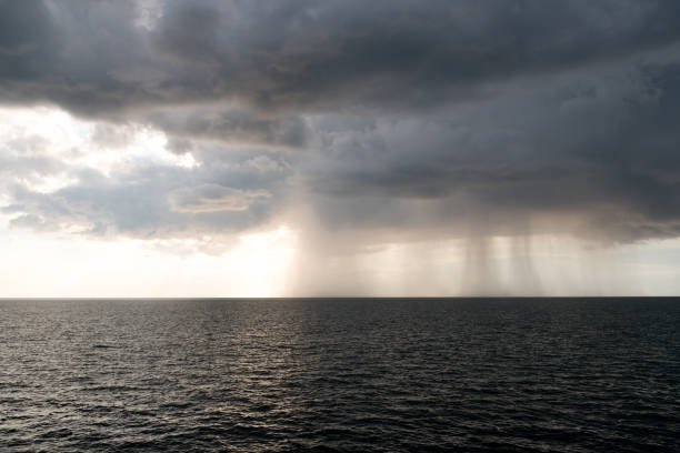 istock Scenic View Of Sea Against Sky 963216552
