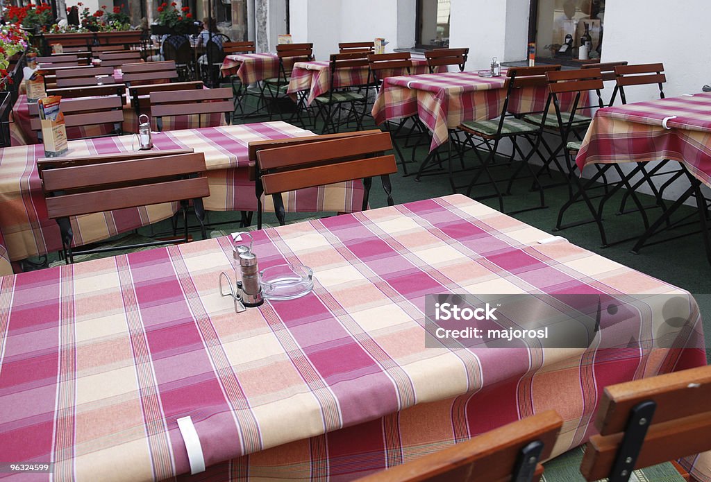 restaurant-Tische - Lizenzfrei Budapest Stock-Foto