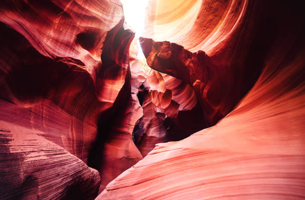 antelope canyon spiral rock arches shapes and colors - textured stone desert majestic imagens e fotografias de stock