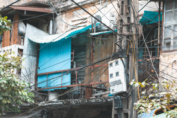 istock Tangled electric cables in Hanoi, Vietnam 963266280