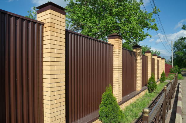 istock New metal fence 963290834
