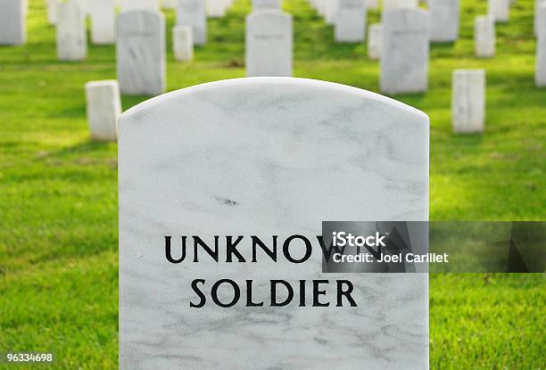 Headstone Of 알 수 없는 병정 알링턴 국립 묘지 고요한 장면에 대한 스톡 사진 및 기타 이미지 - 고요한 장면, 군대, 군사