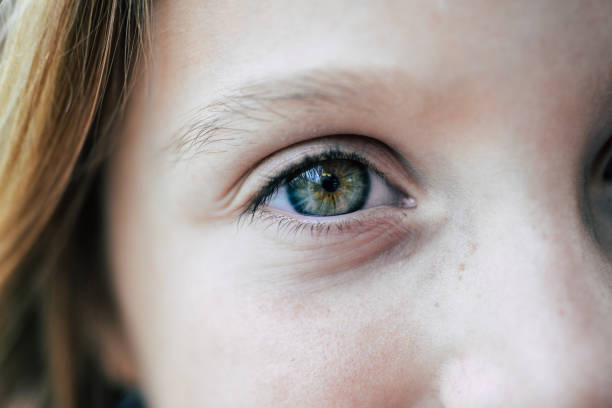istock Green Eyed Girl 963348030