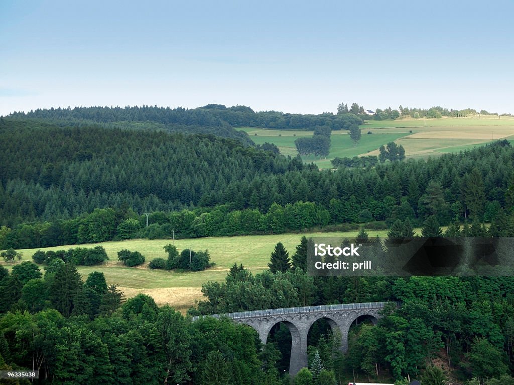 Panoramablick mit Viadukt nahe Daun - Lizenzfrei Anhöhe Stock-Foto