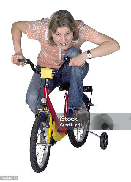 Mad 자전거 여자아이 개인 육상 교통에 대한 스톡 사진 및 기타 이미지 - 개인 육상 교통, 건강한 생활방식, 검은색