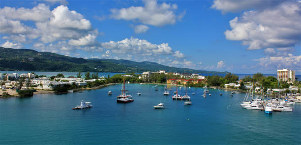 istock Sunny Day in a Caribbean Paradise: Montego Bay – Jamaica 963363406