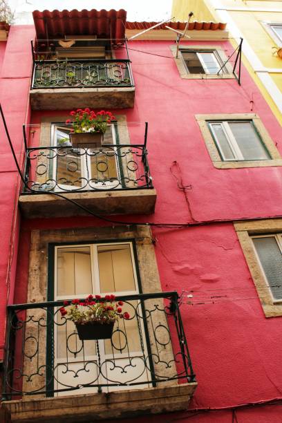 istock Old colorful and tiled facades in Lisbon 963417498