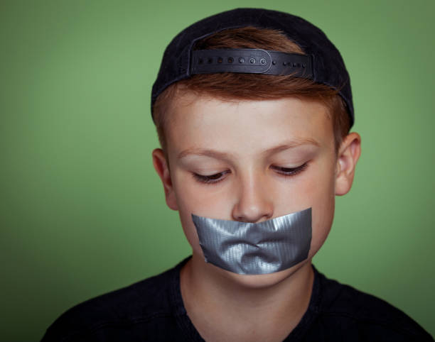 Råd Rund skæg Speechless Boy With Duct Tape Over Mouth Stock Photo - Download Image Now - Mouth, Covering, Child - iStock Råd Rund skæg Speechless Boy With Duct Tape Over Mouth Stock Photo - Download Image Now - Mouth, Covering, Child - iStock