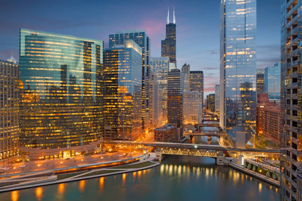 istock Chicago, Illinois, USA Cityscape 963544248