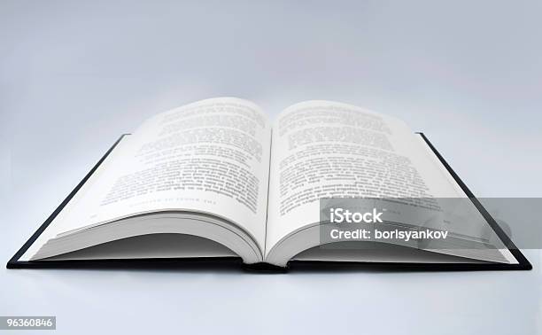 Открытая Книга — стоковые фотографии и другие картинки Книга - Книга, Открытый, Словарь