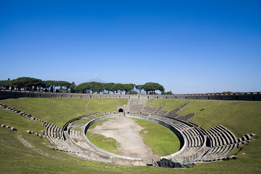 In the excavation of Pompeii was brought to light the ancient Roman city destroyed tragically following an eruption of the nearby volcano Mount Vesuvius, which occurred in 79 AD. Some remains of the city and its foundations are perfectly preserved.\t This is particularly an ancient Amphitheater