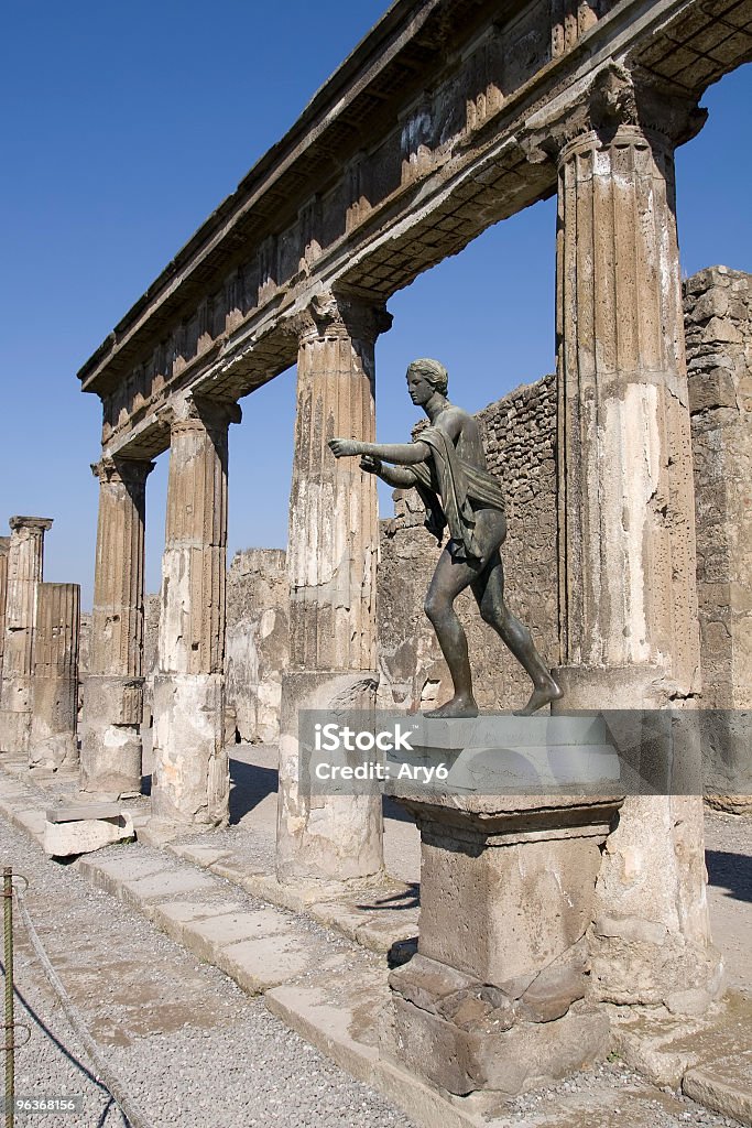 Tempio di Apollo in Pompei - Foto stock royalty-free di Antica Roma