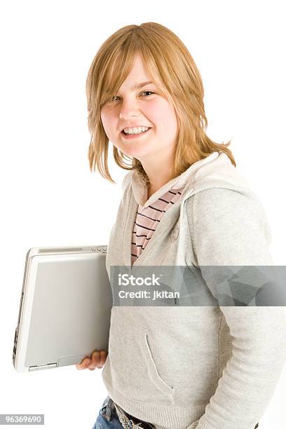 Chica Con Ordenador Portátil Foto de stock y más banco de imágenes de 16-17 años - 16-17 años, 18-19 años, Adolescencia