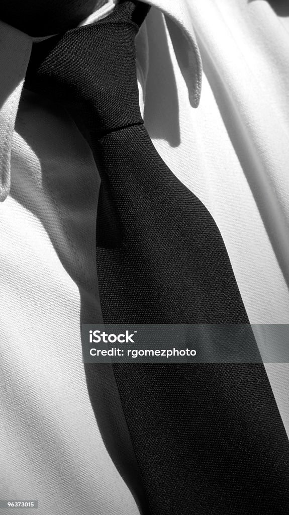 Close -up of ブラックのネクタイ - よそいきの服のロイヤリティフリーストックフォト