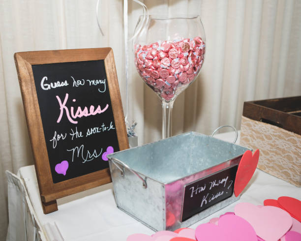 istock Bridal Shower Guess the Kisses 963801666