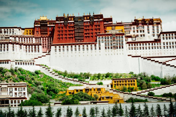 istock Potala Palace Time Lapse. Dalai lama place. Lhasa, Tibet 963821086