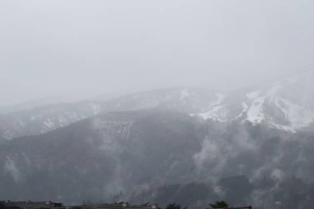 100+ Mont Haku Photos Photos, taleaux et images libre de droits iStock