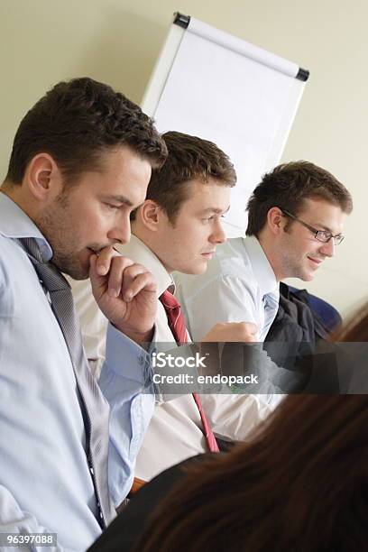 Long Grupo De Trabalho - Fotografias de stock e mais imagens de Aula de Formação - Aula de Formação, Escritório, Lei