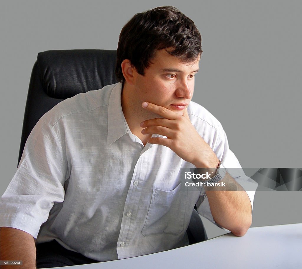 Homme dans son bureau - Photo de Adolescent libre de droits