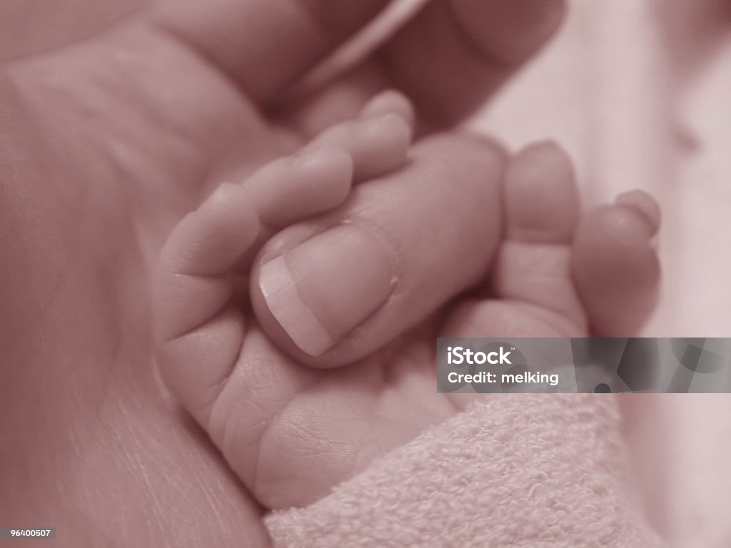 Bebê segurando o dedo - Foto de stock de Abstrato royalty-free