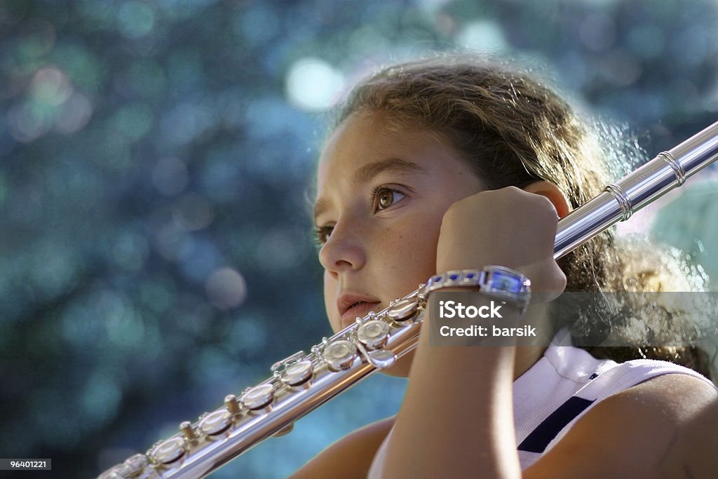 Ragazza con un vani - Foto stock royalty-free di Ambientazione interna