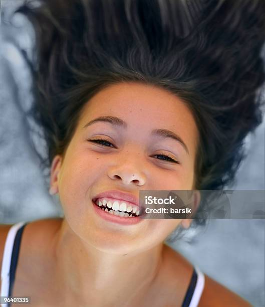 Rapariga Feliz - Fotografias de stock e mais imagens de Adolescente - Adolescente, Adulto, Alegria