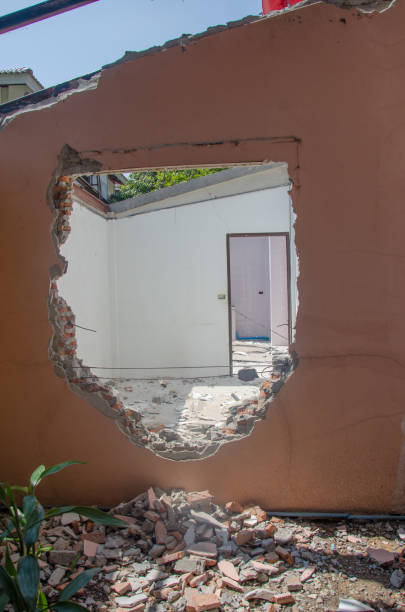 istock Demolition of buildings 964053450