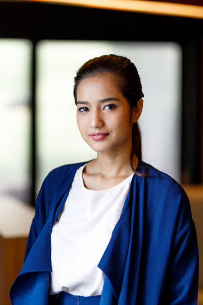 istock Asian Woman In Modern Office 964079466