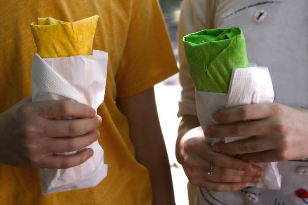 falafel with vegetables lavash wrap cup to two pieces