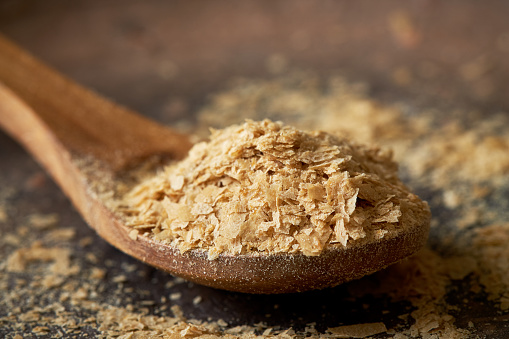 Nutritional brewers yeast flakes