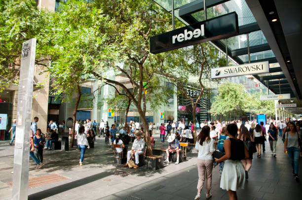 sydney, australia - 06 de abril de 2018: - pitt street mall fotografías e imágenes de stock