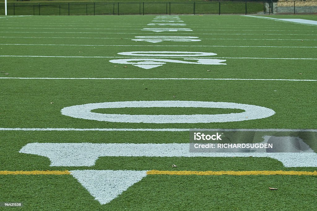 In campo - Foto stock royalty-free di Campo da football americano