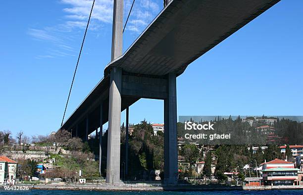 Il Ponte Sul Bosforo - Fotografie stock e altre immagini di Ambientazione esterna - Ambientazione esterna, Architettura, Asia