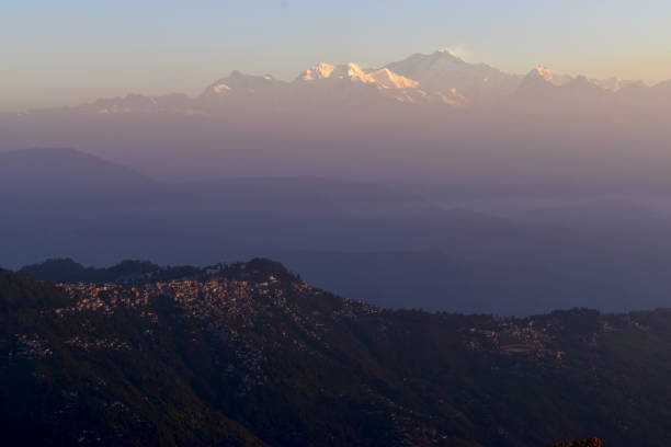 istock Himalayan Beauty- Kanchanjungha 964343018