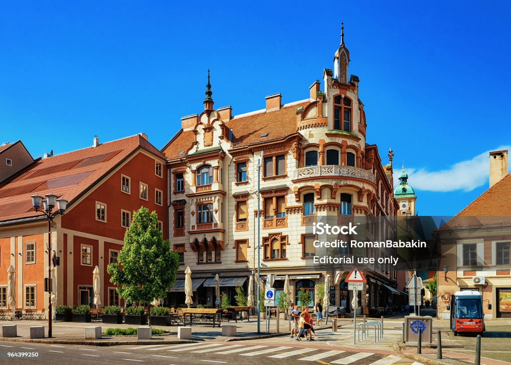 Rotovz Stadhuisplein Maribor - Royalty-free Alleen volwassenen Stockfoto