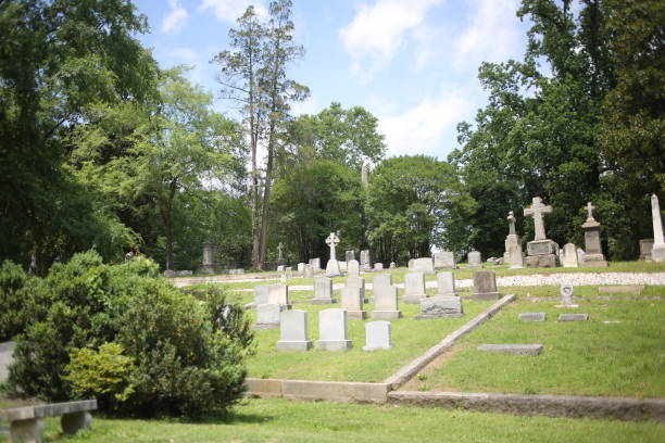 istock Headstones and Monuments in Hollywood Cemetery, Richmond, Virginia 964406932