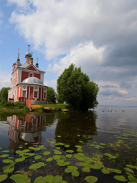 cuarenta saints'iglesia. pereslavl-zalessky. rusia. - plescheevo fotografías e imágenes de stock