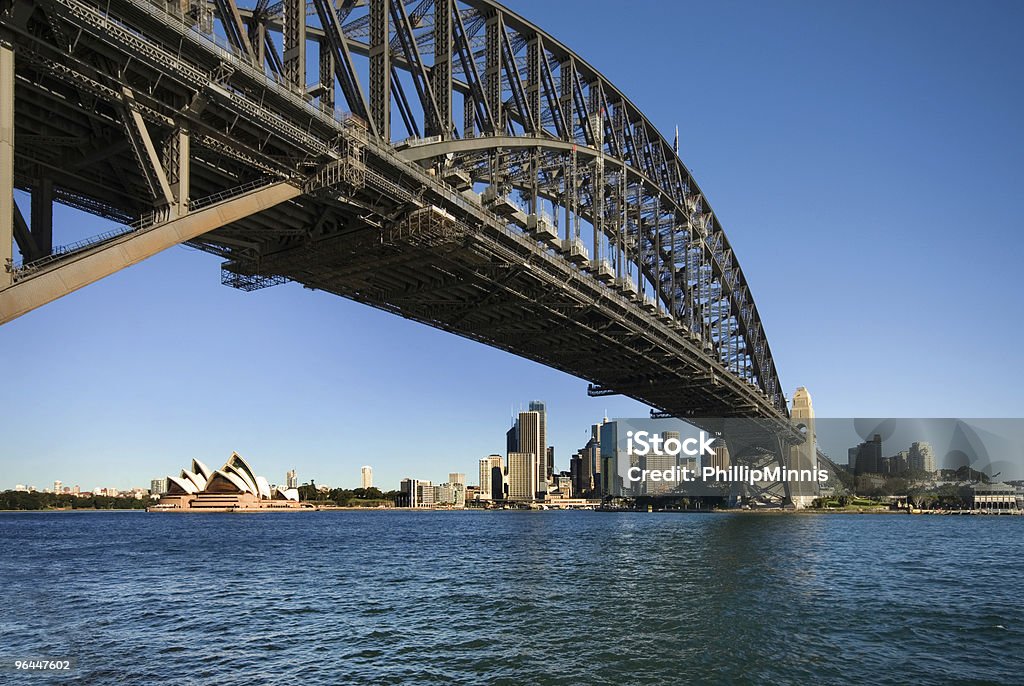 Puente del Puerto de Sídney, Australia y Opera House - Foto de stock de Teatro de la Ópera de Sydney libre de derechos