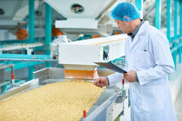 istock Senior Man at Macaroni Line 964483754