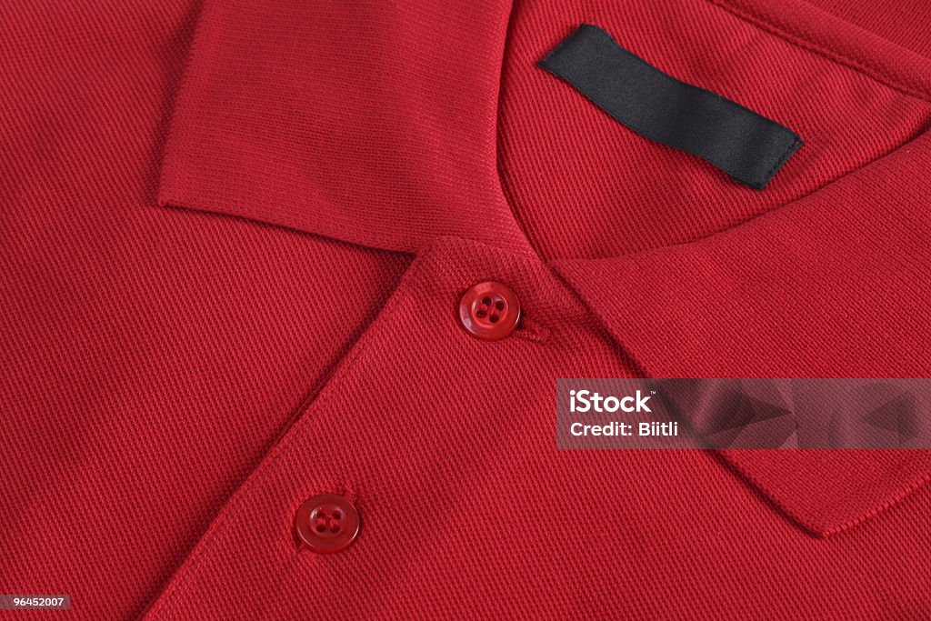레드 폴로 셔츠는 맹검액 레이블입니다 - 로열티 프리 빨강 스톡 사진